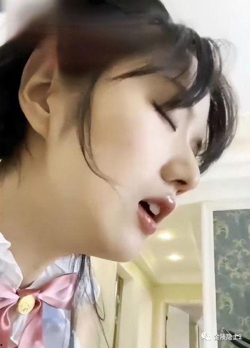 吃瓜女网红视频,揭秘吃瓜女网红的爆笑视频幕后故事